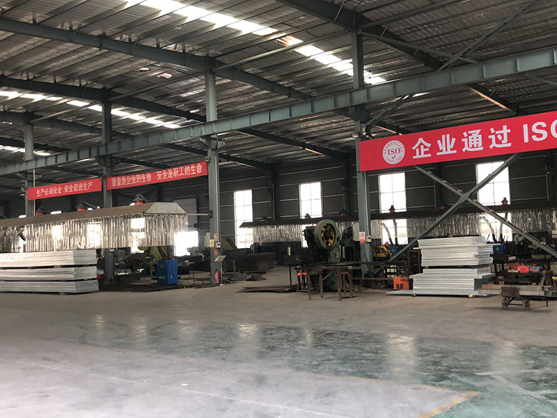 1636939353390095632.jpg 熱鍍鋅鋼格板公司廠景-(4).jpg